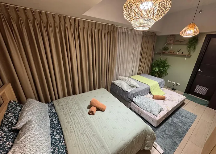 Glamorous 3br In Uptown Bgc W/bathtub
